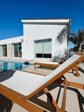 Luxurious Sea View Villa